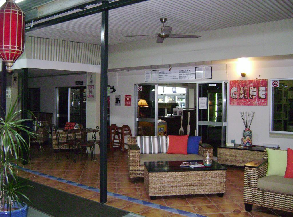 Bramston Beach Motel Buitenkant foto