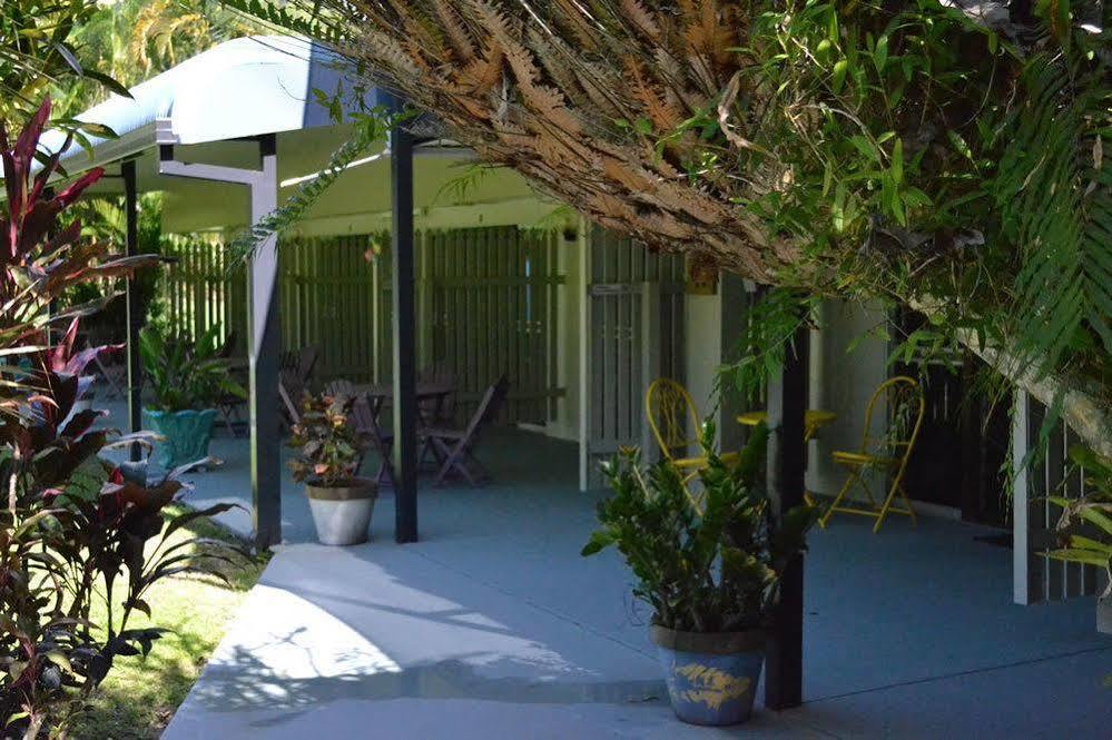 Bramston Beach Motel Buitenkant foto